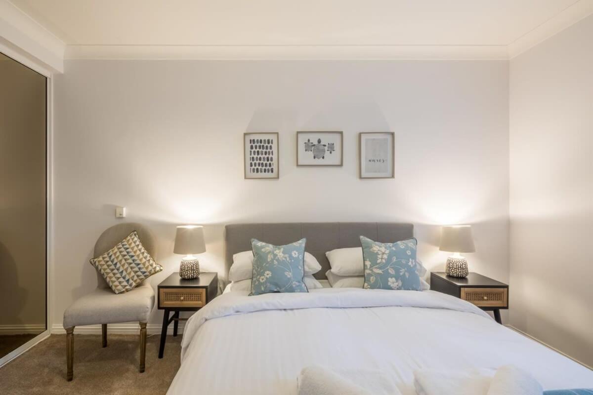 Lovely 1 Bed Apartment With Free Parking & Garden CBG Exterior foto